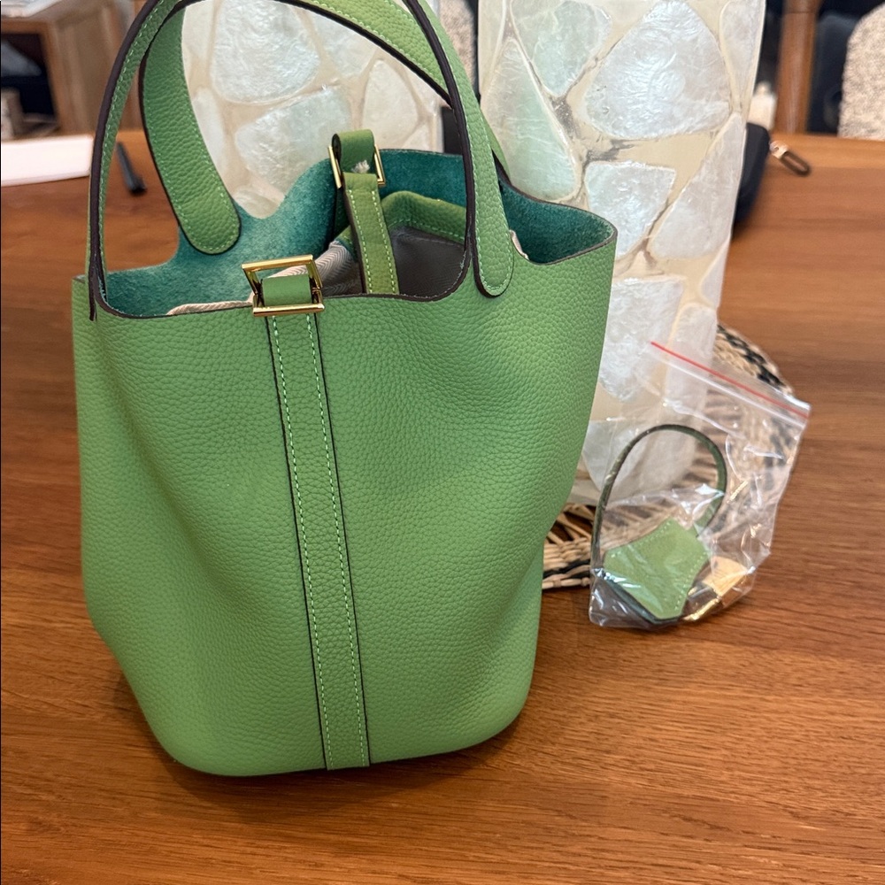 Green Leather Women's Bag faux Picotin with liner and clochette AND SOX TWILLIES